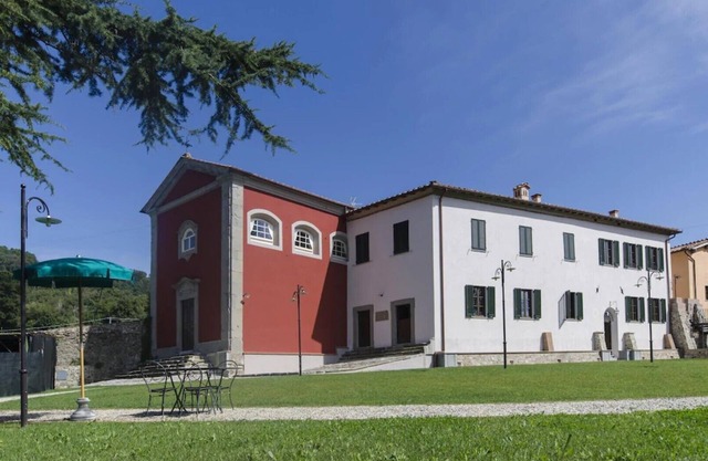 Villa Sardini - Newly refurbished flat with shared pool