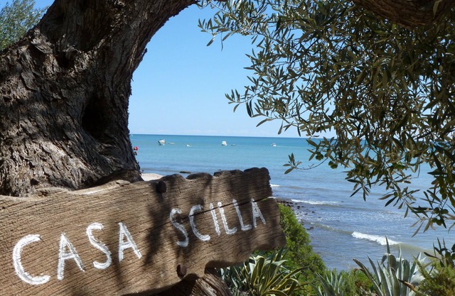 VILLA SCILLA, waterfront property with stunning sea views