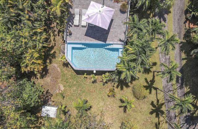 Villa Serenity - Four Bedroom Villa, Sleeps 9