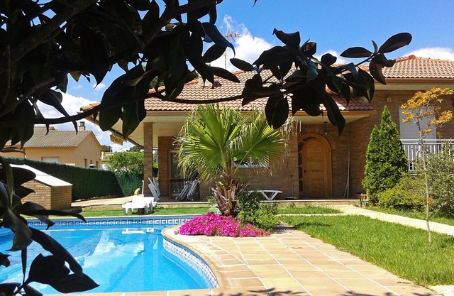 VILLA SHAMBHALA in Vallcanera