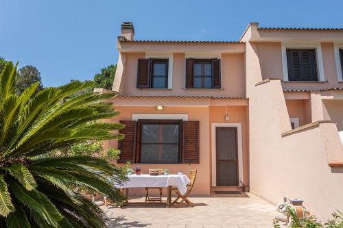 Villa Simonetta - house with garden near the sea