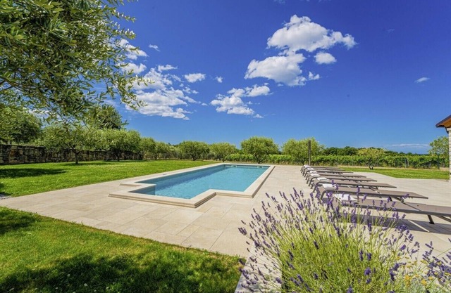 Villa Sole DiVino in Rošini - Haus für 8 Personen