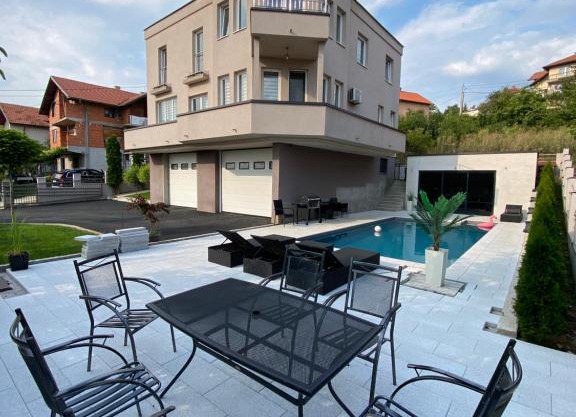 Villa Sunrise with swimming pool