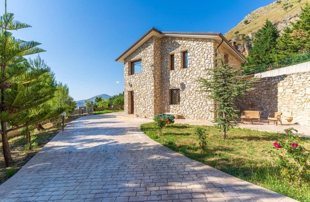 Villa Sunset Romitello total relaxation with pool