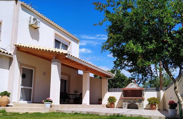 Villa Tesoro near the beach