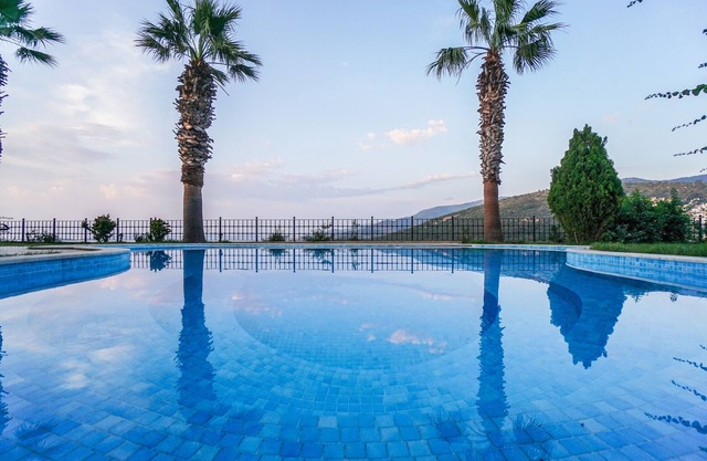 Villa Torba Bay by EvTatilim