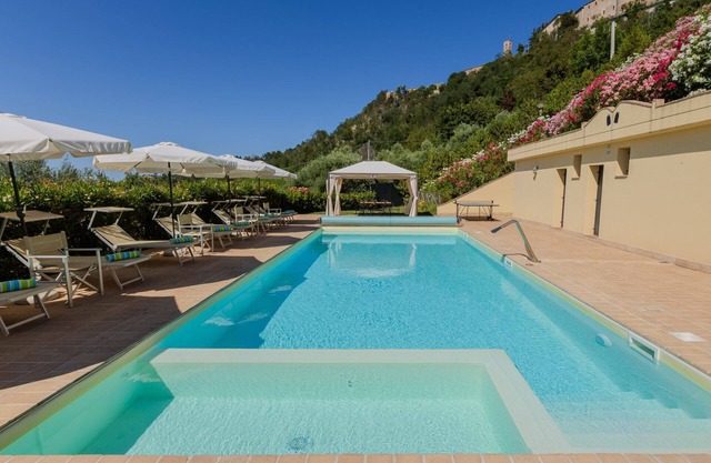 Villa Torre with heated pool and sea view near Ripatransone, in the Rosso Piceno wine territory