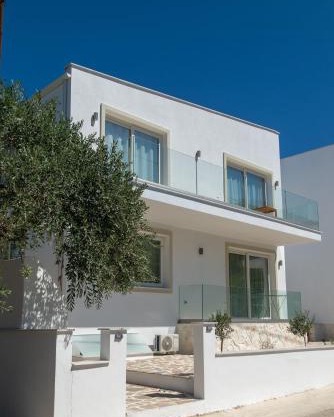 VILLA TOSTi 3