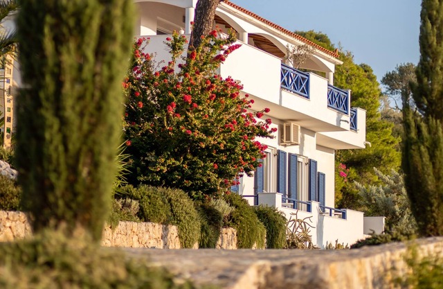 Villa with a lot of space for individualists