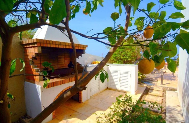 Villa with Panoramic Sea & Mountain Views, Private Pool Free Air Con & WiFi &BBQ