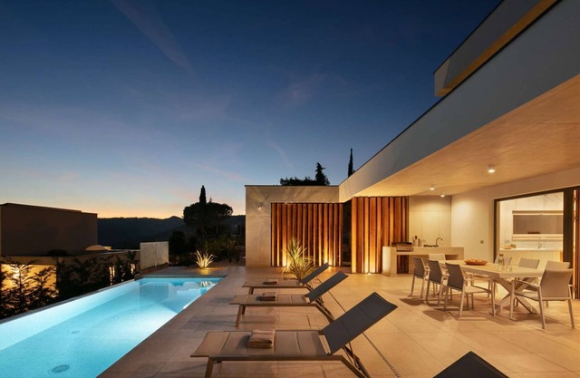 Villa with sea views and wellness in Rabac