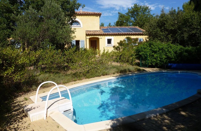 Villa with swimming pool, quiet and nature, ideal for families - pets welcome