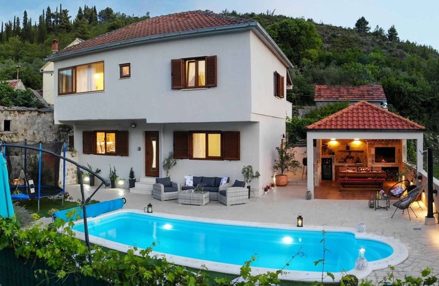 Villa with terrace and pool