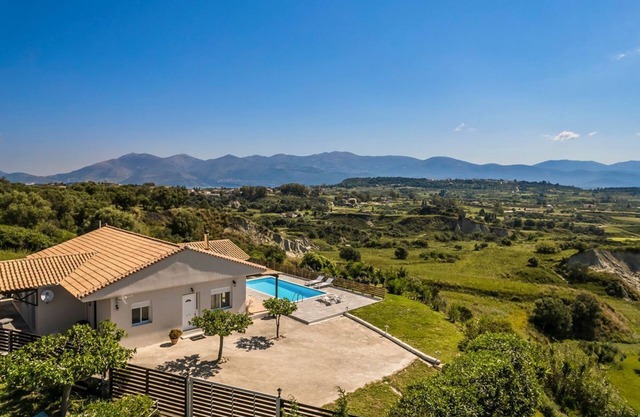Villa Xi Sunset - Three Bedroom Villa, Sleeps 6