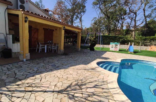 VILLAS COSETTE VILLA MARTINA with swimming pool,