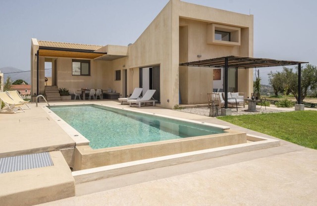 Villas Mantz - Three Bedroom Villa, Sleeps 6