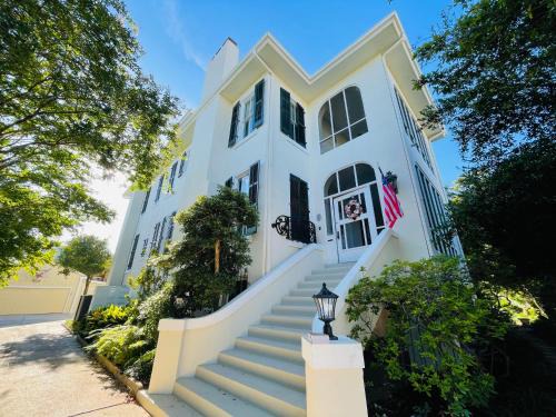 Virginia Point INN