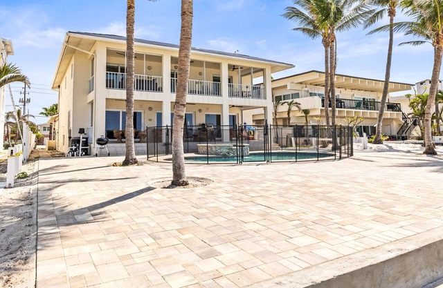 Vista Mar - a beachfront home in Redington Beach