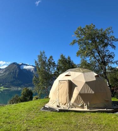 Vollsnes Glamping