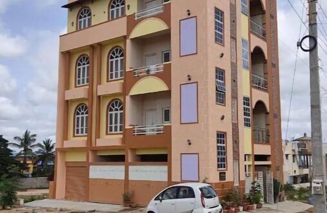 Vrindavan, Cozy Stay
