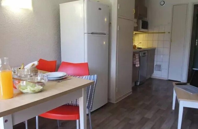 VVF Pyrénées Canigou * - 2 Room Apartment 4 People 1 baby