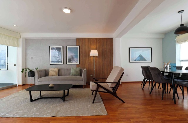 w* | Bright and Chic 3BR in Barranco