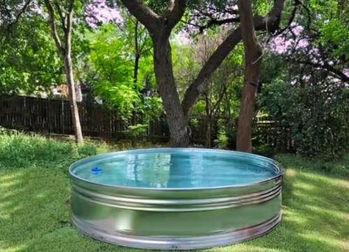 Wabi Sabi SoCo Retreat- Relax, Work and Soak in the Pool