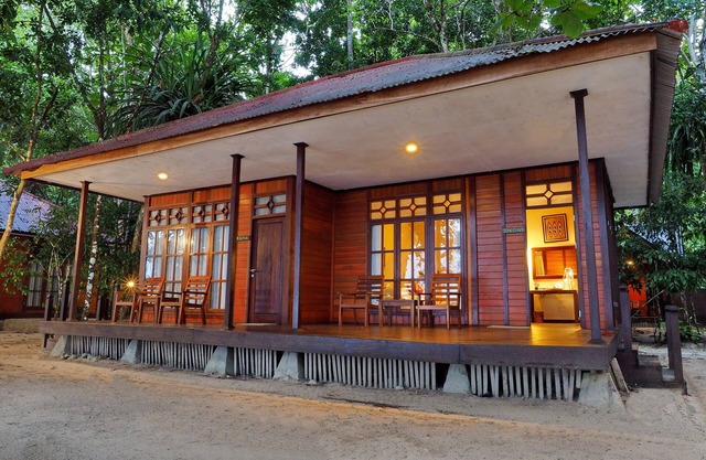 Waiwo Dive Resort