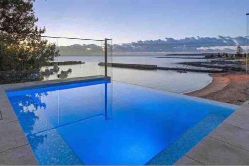 Wake up to the ocean at LegaSea