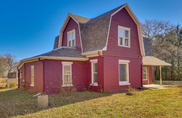 Walk to Fairgrounds Bladen Countryside Hideaway!