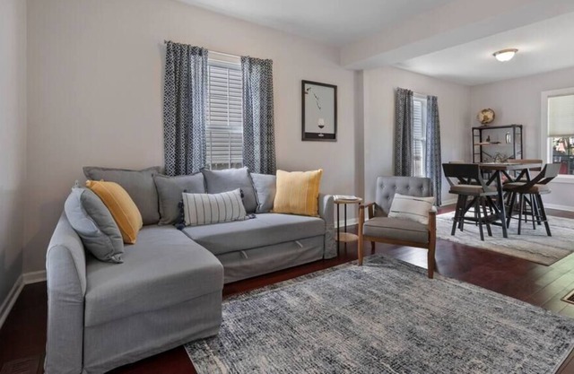 WALK TO OSU! 3 Bed/2.5 Bath Home just off campus!