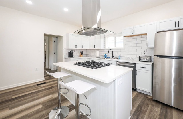 Walkable to Downtown Ft Wayne