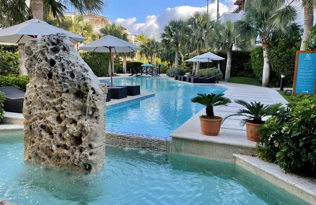 Walking distance to portillo beach, penthouse with jacuzzi