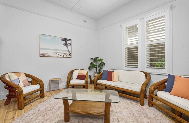 Wanderlust 3BR Cottage Grange | Pet Friendly
