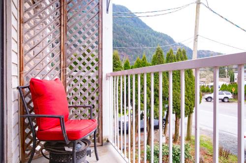 Wanderlust Studio Suite with Private Patio