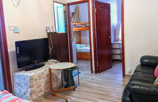 Warm 2 bdrm@ Ladies Market for 7ppl