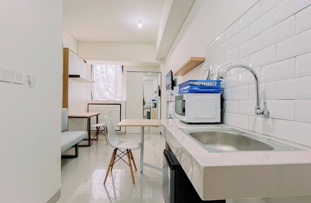 Warm And Comfy Studio Apartment (No Kitchen) Bandaraya - Tallasa City Makassar