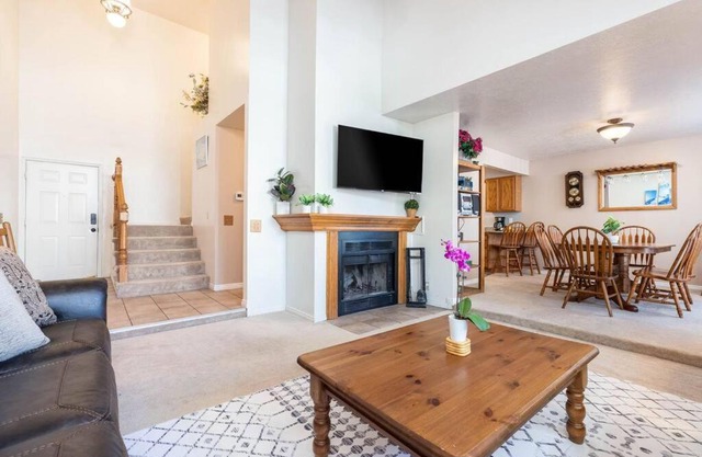 Wasatch Grove - Prvt Hot Tub, Close to Resorts!