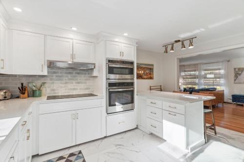 Washington's Rye House AC Bikes New Kitchen