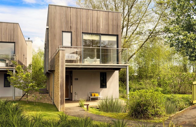 Water Garden 10, Detached/roof terrace, 4/5 bed 3 bathrooms, 10 adults spa/pools