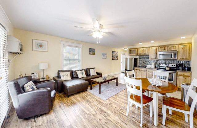 Water-view condo at Sheepscot Harbour Resort with deck, full kitchen, and WiFi