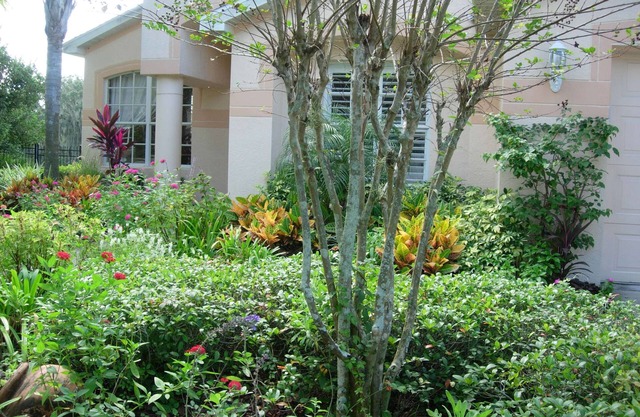 Water View Home, Family Friendly Community, HOA requires a 7-month lease