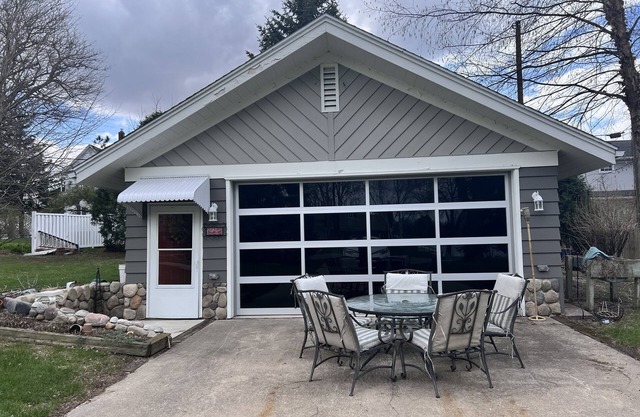 Water view, private dock and close to town!