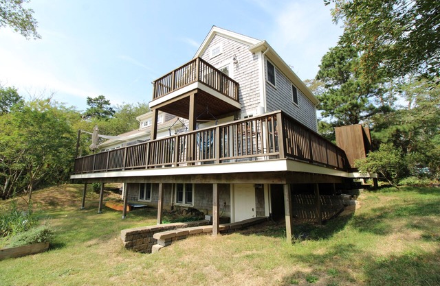 Water View Retreat Close to Indian Neck Beach (2319)
