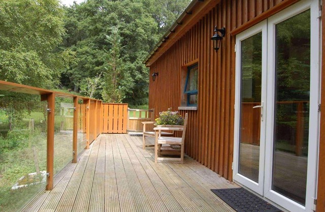 Waterfall Lodge - private waterfall and sauna