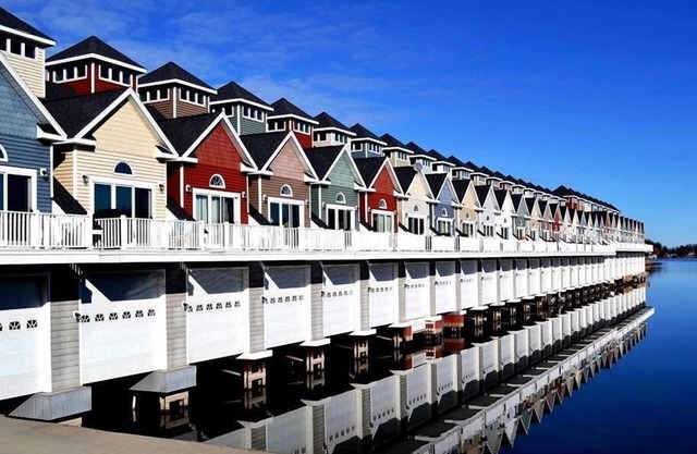 Waterfront 3 BDRM/2 BA condo with boathouse