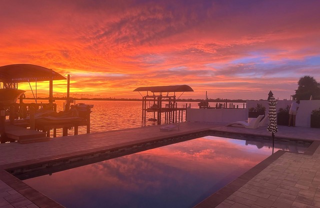 Waterfront 3BR/2BA Pool Home on Terra Ceia Bay with Dock & Stunning Sunsets