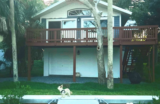 WATERFRONT CATCH OF THE DAY-PRIVATE DOCK- GULF ACCESS! KAYAK-SCALLOP-FISH!