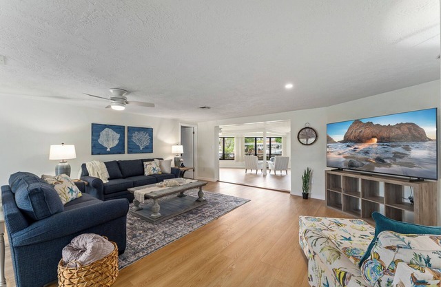 Waterfront Getaway w/Dock &Kayaks - Dog Friendly