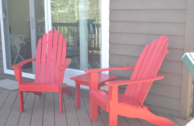 Waterfront home on a quiet cove mid-lake! 4 kayaks, hot tub, and dog friendly!